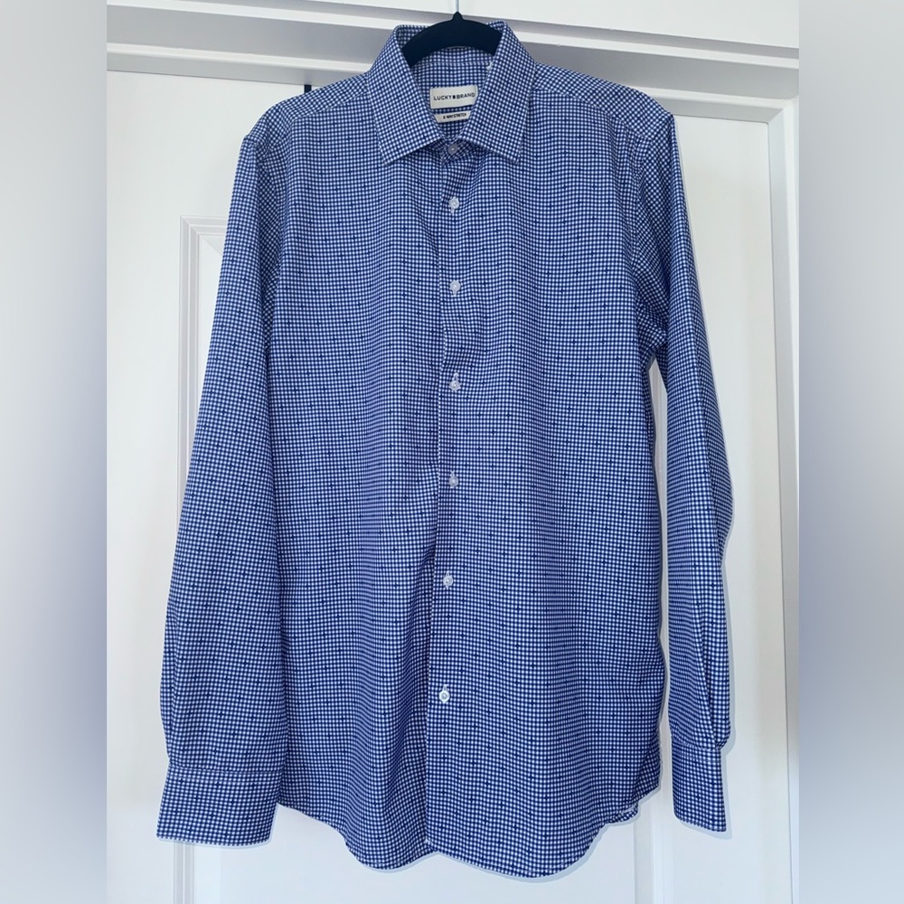 Lucky Brand Men’s Medium Slim Fit Checkered Dress Shirt